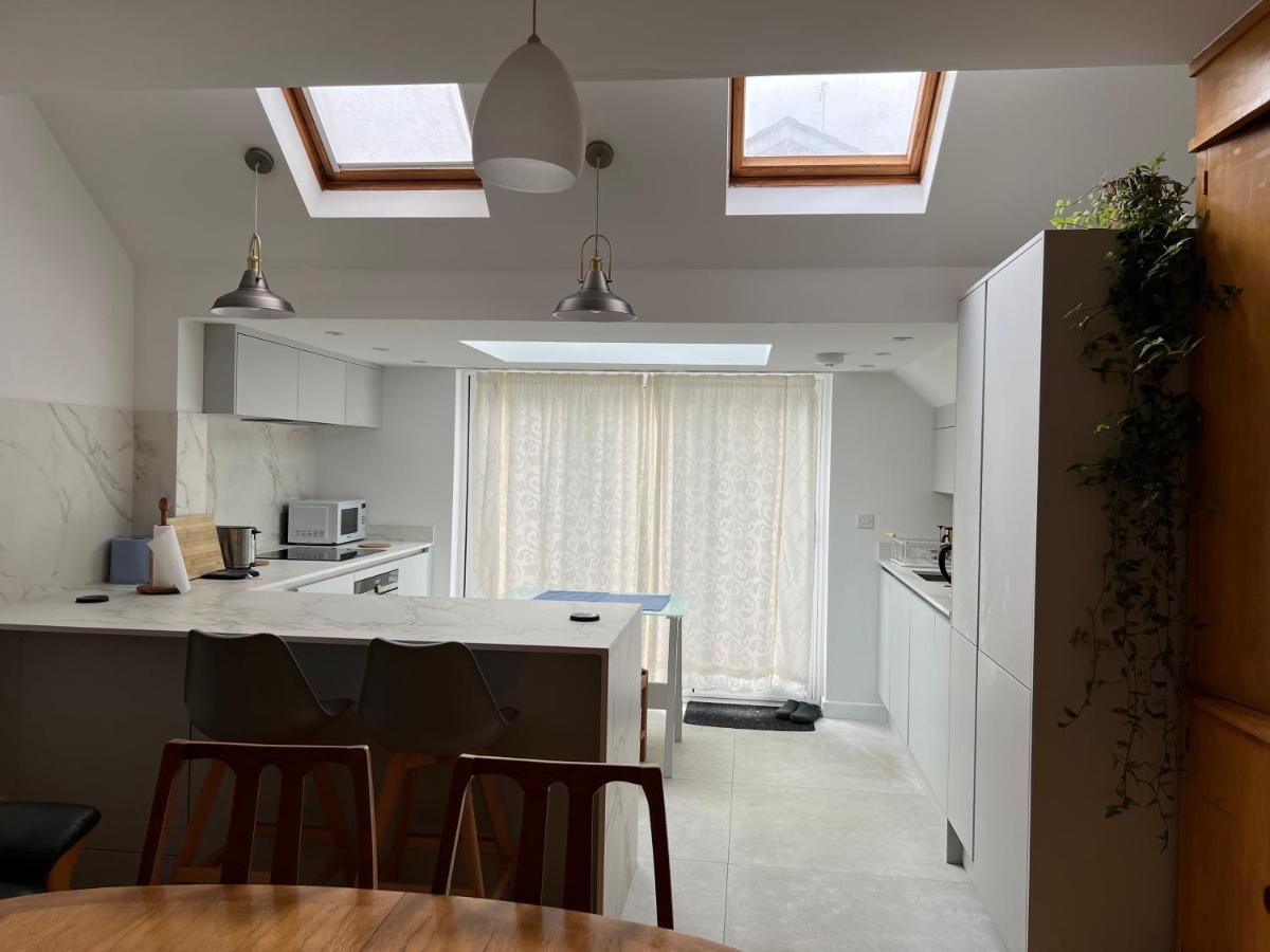 300M To Fitzwilliam Museum 3 En-Suites Double Bedroom Victoria House كامبريدج المظهر الخارجي الصورة