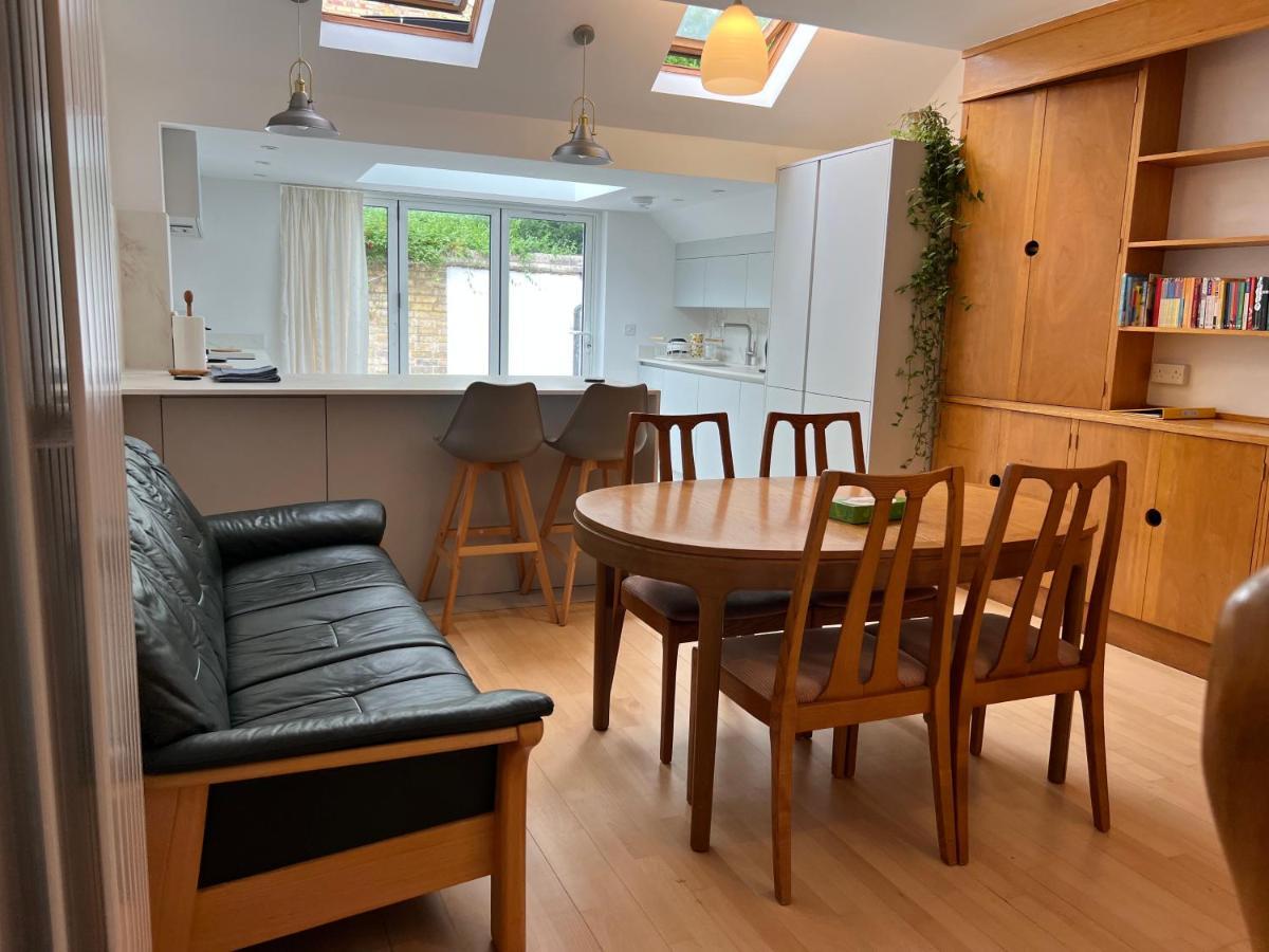 300M To Fitzwilliam Museum 3 En-Suites Double Bedroom Victoria House كامبريدج المظهر الخارجي الصورة